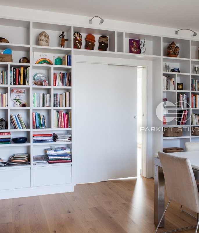 DRZWI TAFLA T1 SUWANE W KASECIE ECLISSE TELESKOPOWEJ - OŚCIEŻNICA STANDARD 80MM - KOLOR BIAŁY RAL 9003