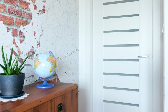 Drzwi Lagrus MORENA M1 w fornirze o kolorze RAL 9003